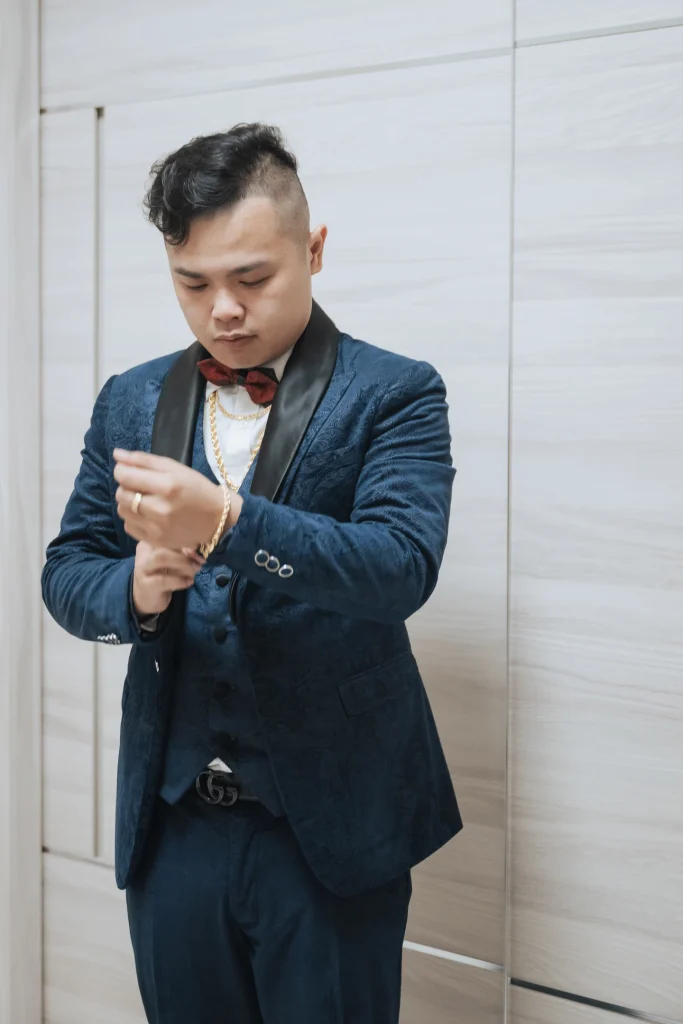 0516 0005 北港婚禮攝影,新郎穿著西裝整理婚禮服裝與迎娶造型